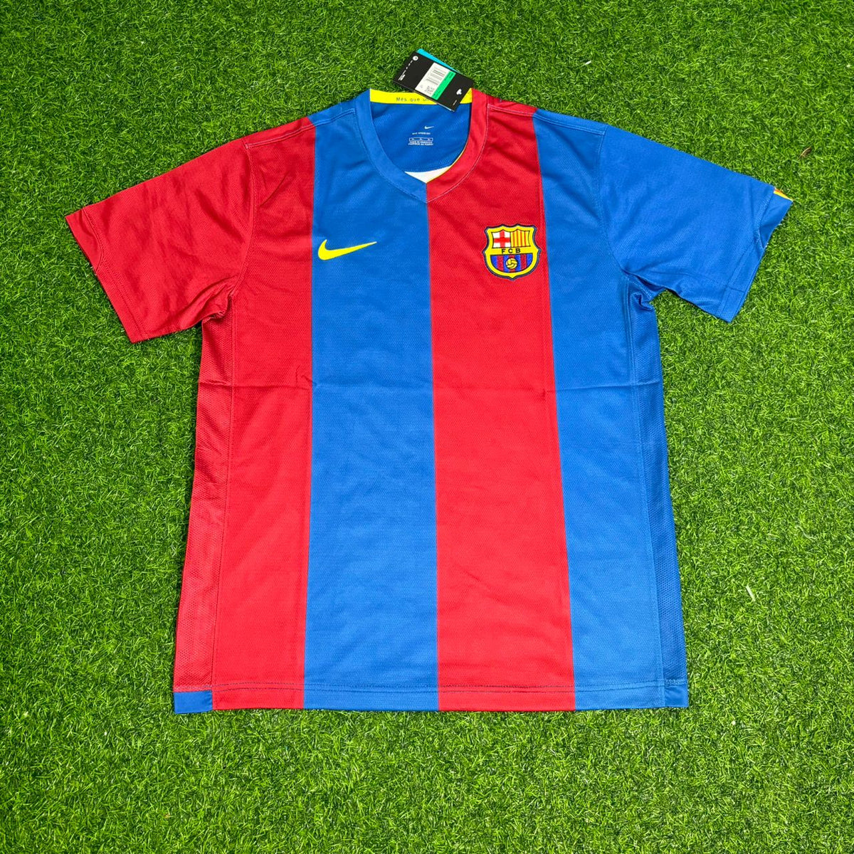 Lionel Messi Barcelona 2006/2007 Home Retro Football Jersey