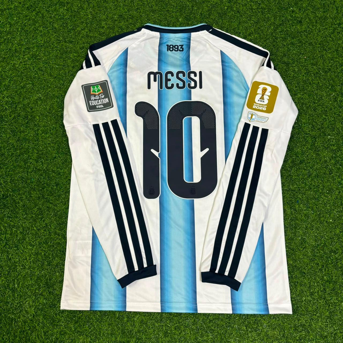 Lionel Messi #10 Argentina 2026 World Cup Home Legacy Patch Long Sleeve Football Jersey