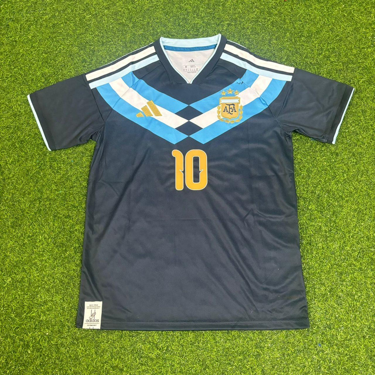 Lionel Messi Argentina 2026 World Cup Special Edition Football Jersey Kit