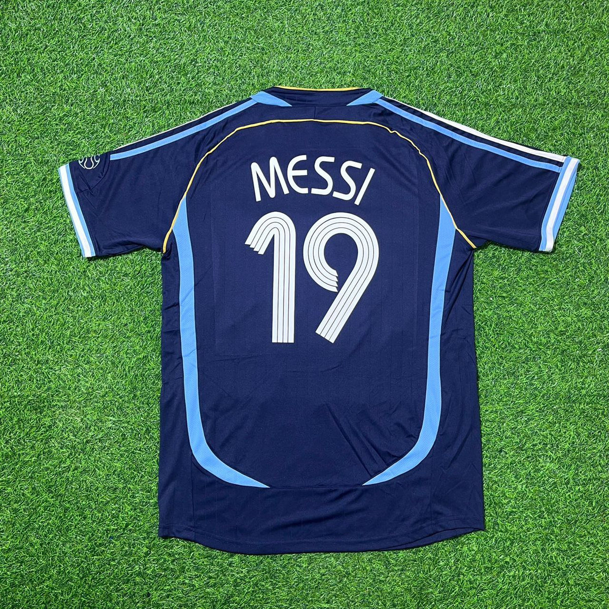 Lionel Messi Argentina 2006 World Cup Dark Blue Home Retro Football Jersey Kit