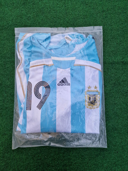 Lionel Messi Argentina 2006 World Cup Retro Long Sleeve Football Jersey