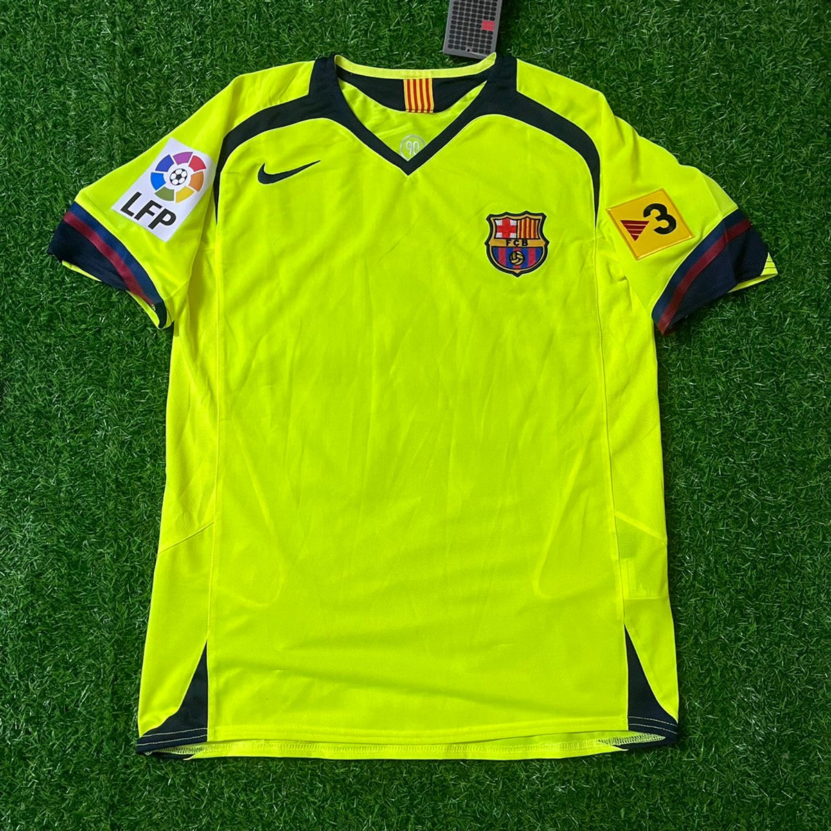 Lionel Messi #30 Barcelona 2005 2006 Green Yellow Retro Jersey Trikot Maillot Soccer Shirt